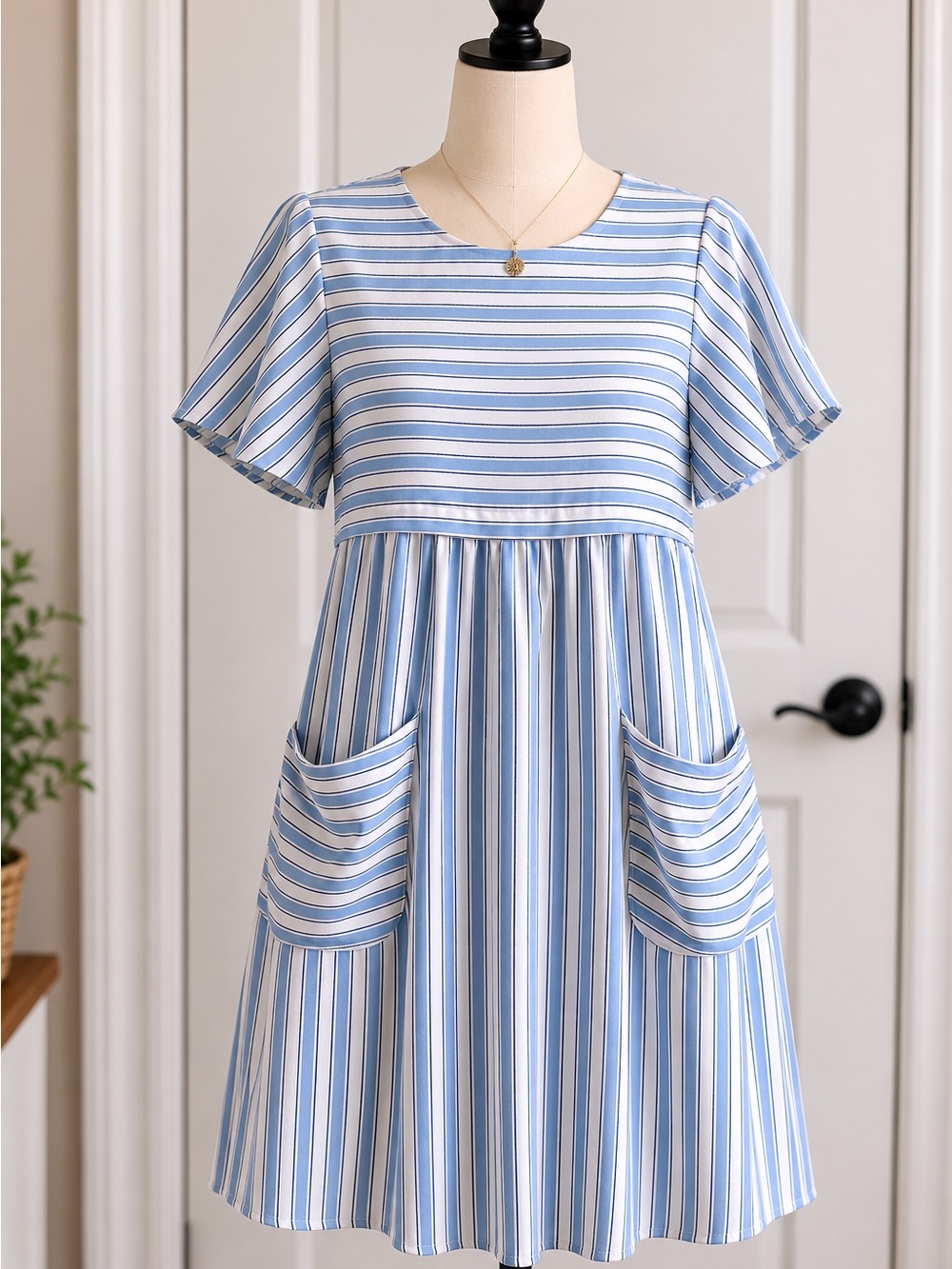Polagram Blue and White Striped Casual Pocket Dress